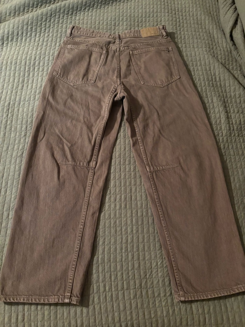 Madewell The Darted Barrel Leg Jean in olive taupe wash